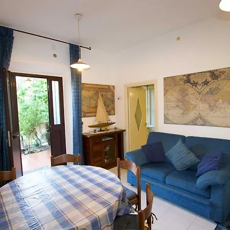 Casa Vacanza Agrustos Διαμέρισμα Budoni