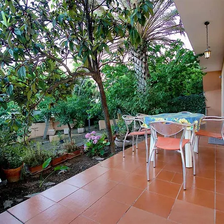 Casa Vacanza Agrustos Διαμέρισμα Budoni